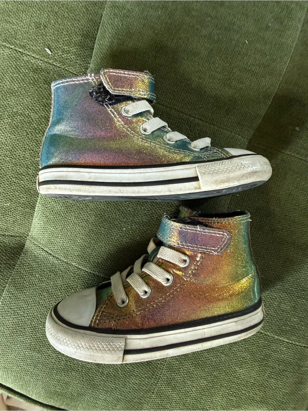 Converse Kids Iridescent Metallic High Top Sneakers Size 7